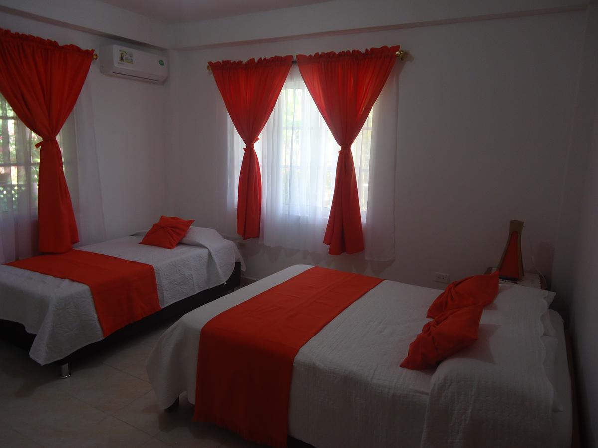 Posada Sunshine Paradise Providencia Island Exterior photo